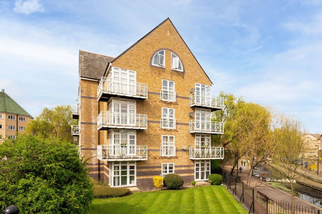 Property photo 2 of 2