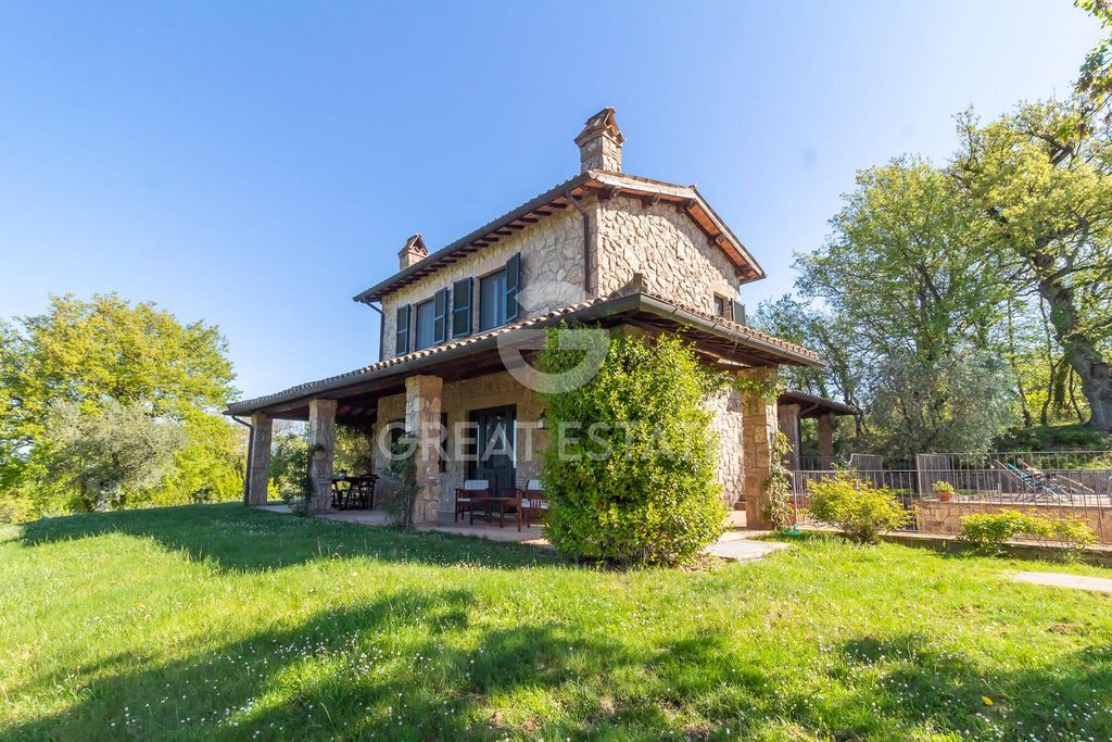 Property photo 2 of 38