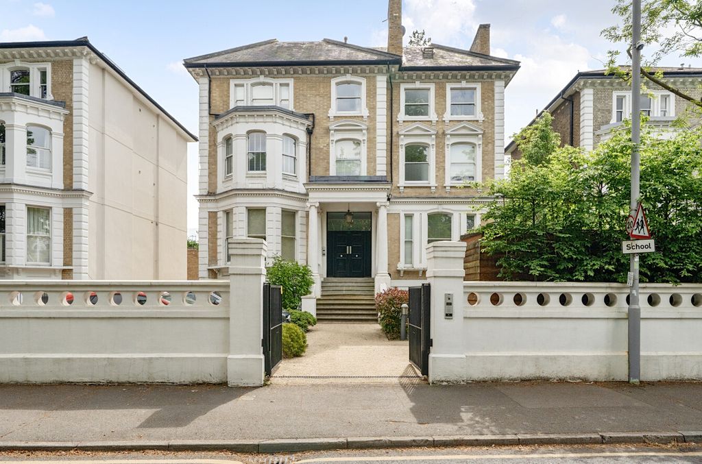 Property photo 1 of 10