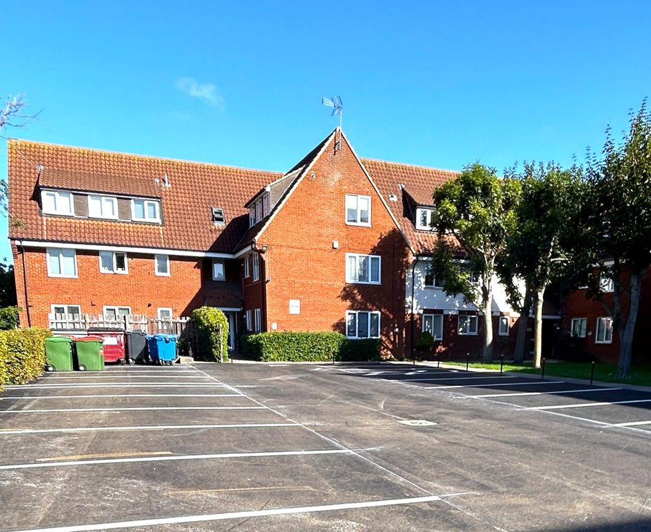 Property photo 1 of 8