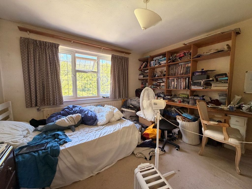 Additional image 11 of 5 bed detached house for saleOsborne Manor, Farnham Road, Sleaford, Bordon, Hampshire GU35