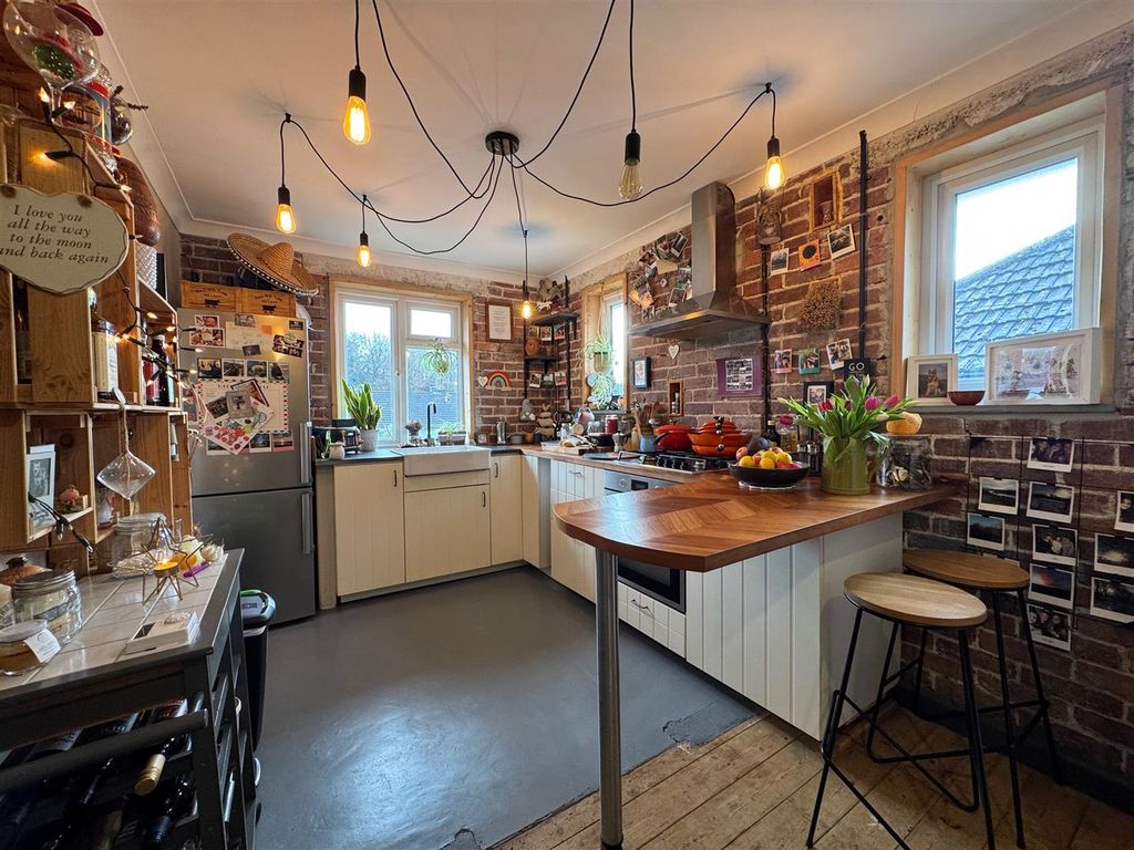 Property photo 1 of 13 Img_1208.Jpeg