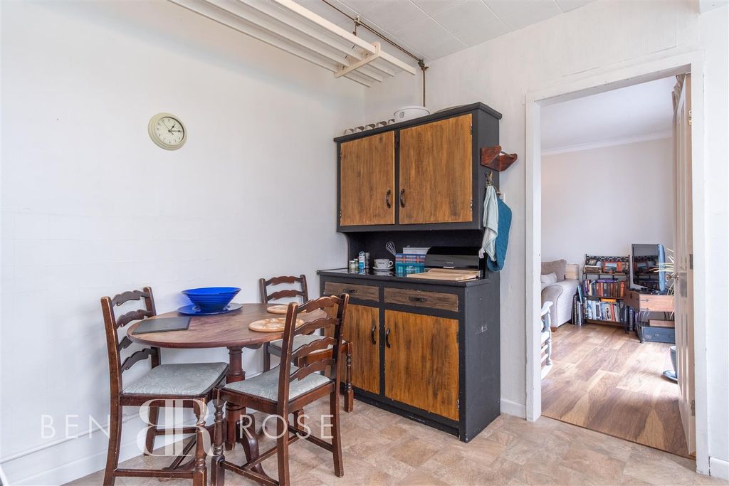 Property photo 3 of 22 Kitchen/Diner