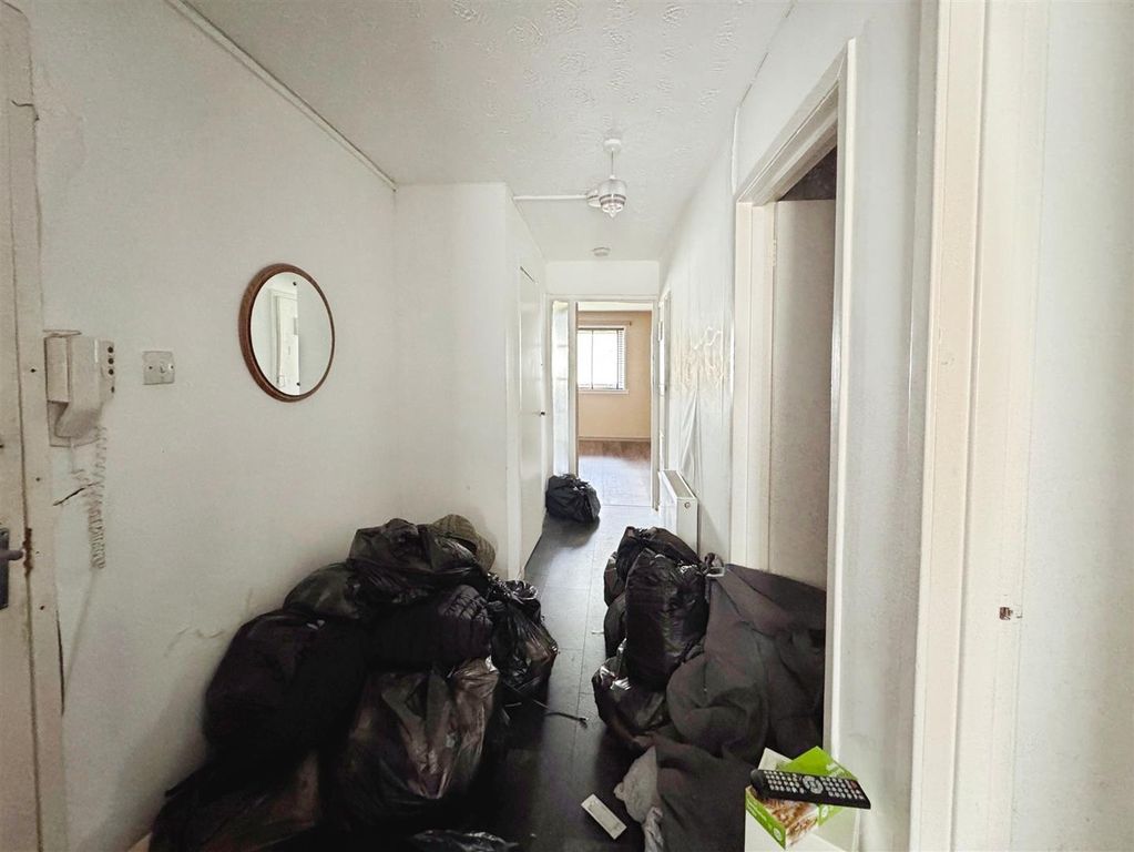 Property photo 2 of 11 2.Jpg