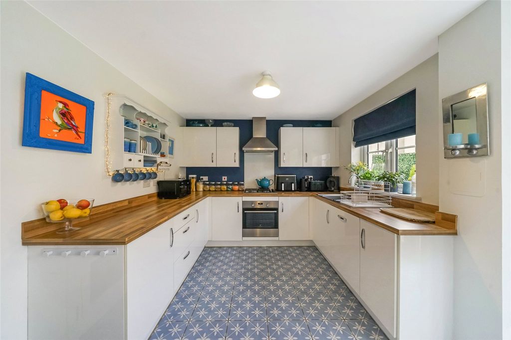 Additional image 8 of 4 bed detached house for saleMarket Street, Stirling, Stirlingshire FK8