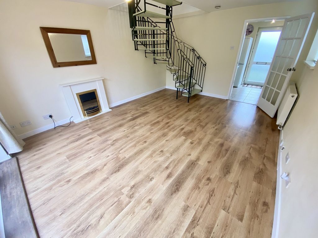 Property photo 3 of 9 Lounge-Dining Room