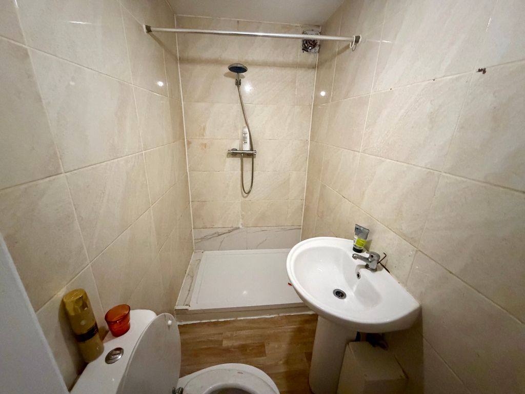 Property photo 3 of 3