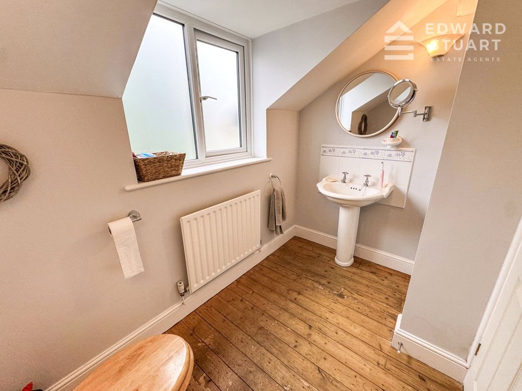 Property photo 2 of 19 Picture No. 08