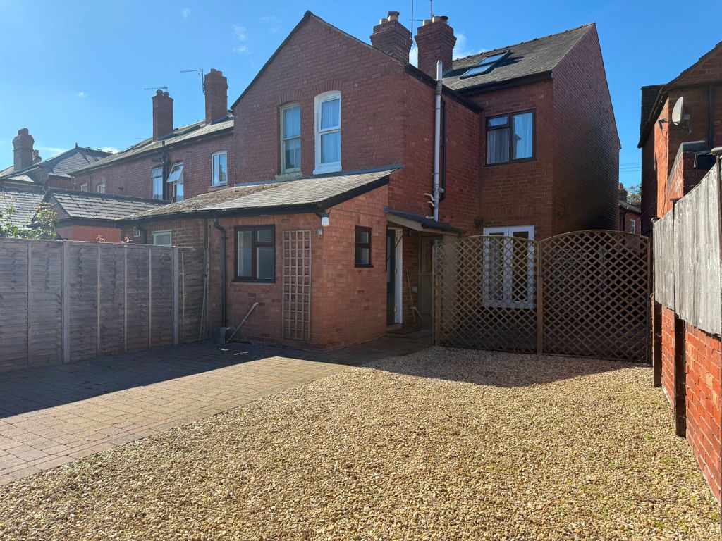 Property photo 2 of 22