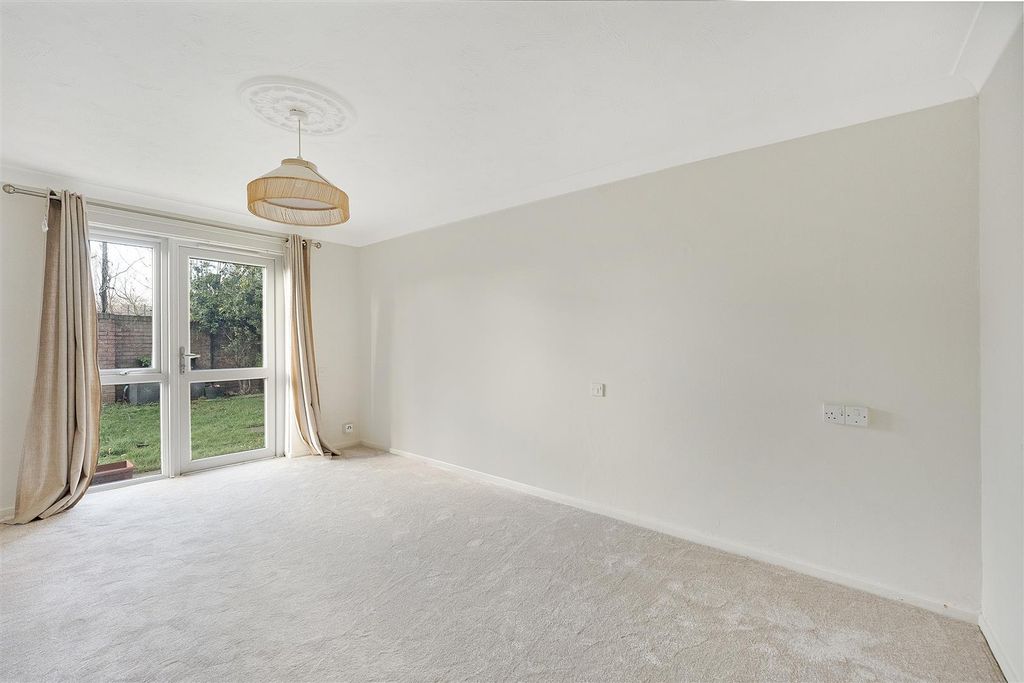 Property photo 2 of 13 Reception