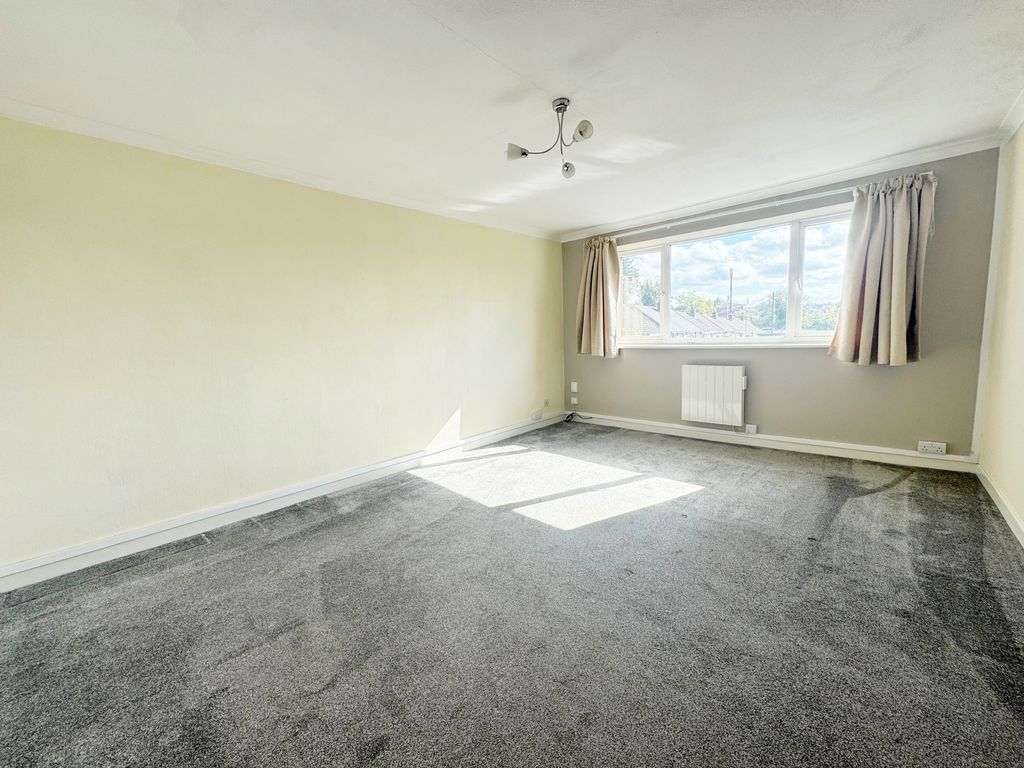 Property photo 2 of 10 Lounge