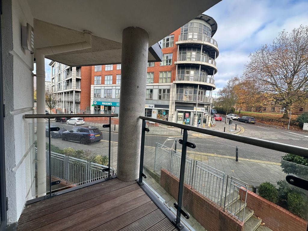 Property photo 3 of 11 Picture No. 20