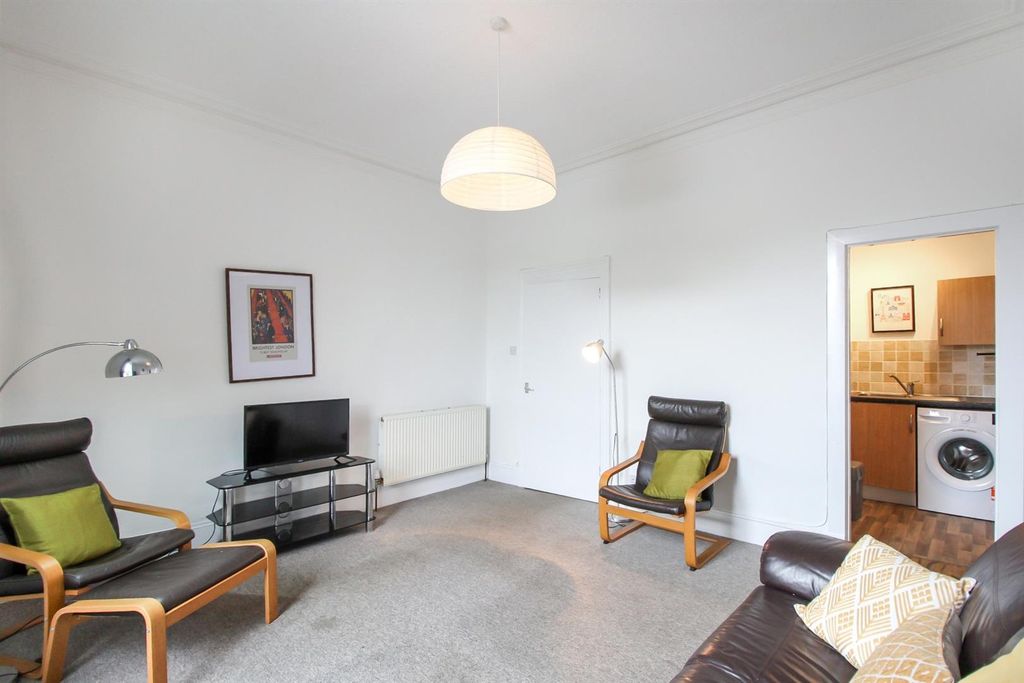 Property photo 2 of 12 Lounge 2.Jpg