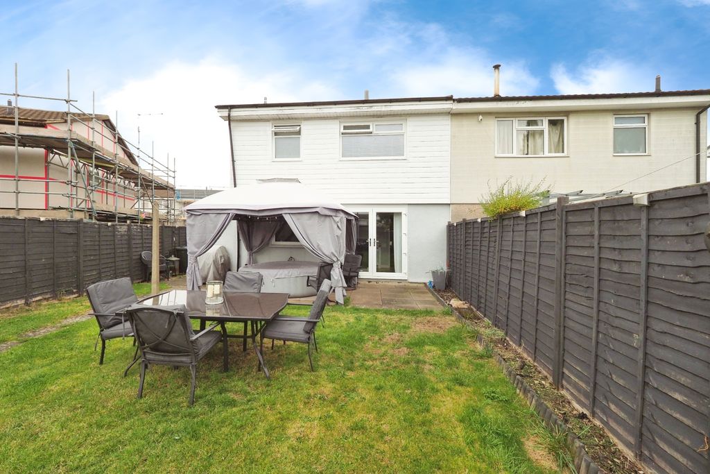 Property photo 2 of 15