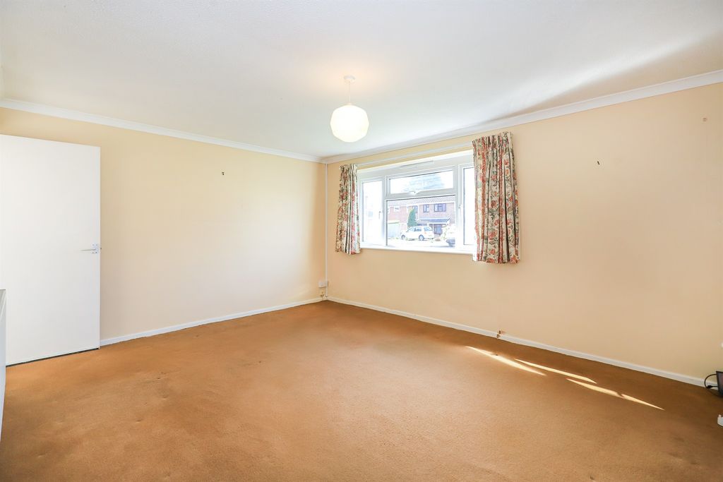 Property photo 3 of 14