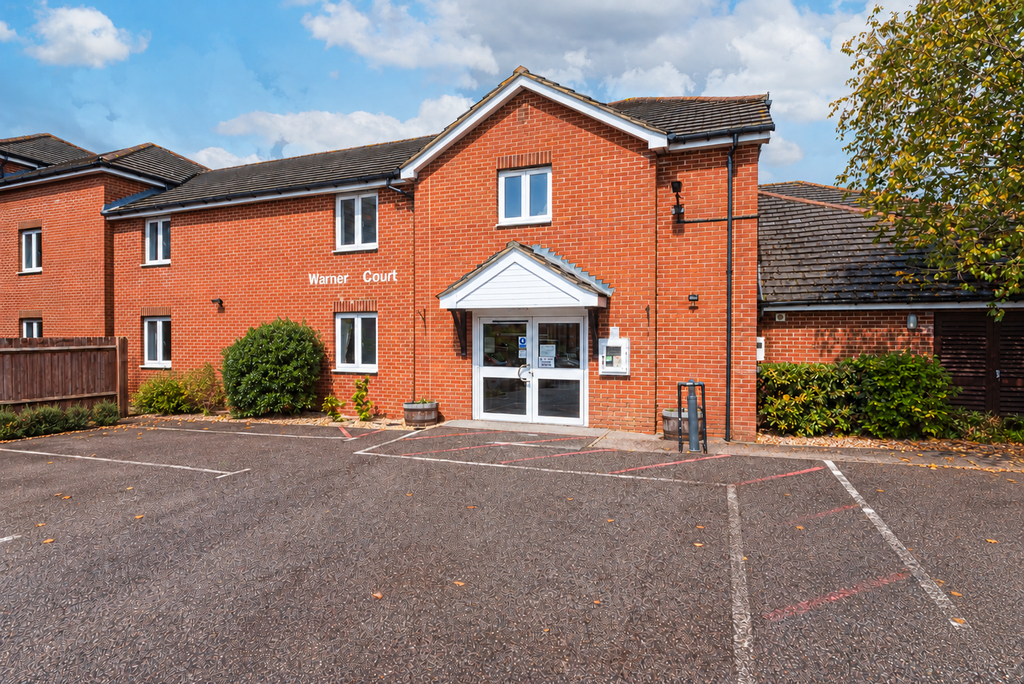 Property photo 1 of 15 14