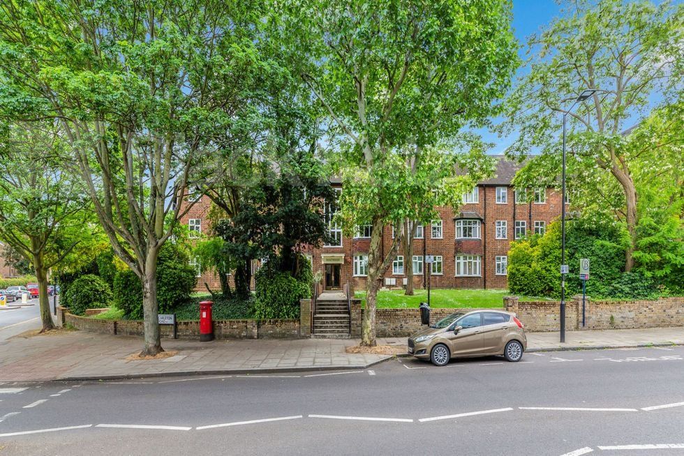 Property photo 1 of 1