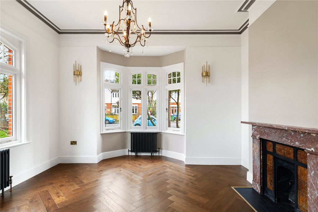 Additional image 4 of 6 bed detached house for saleBeauchamp Road, East Molesey KT8