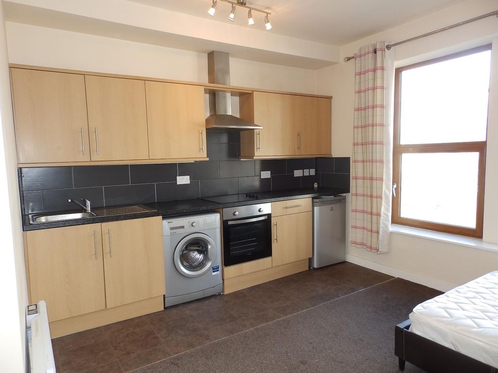 Property photo 2 of 5 0 General