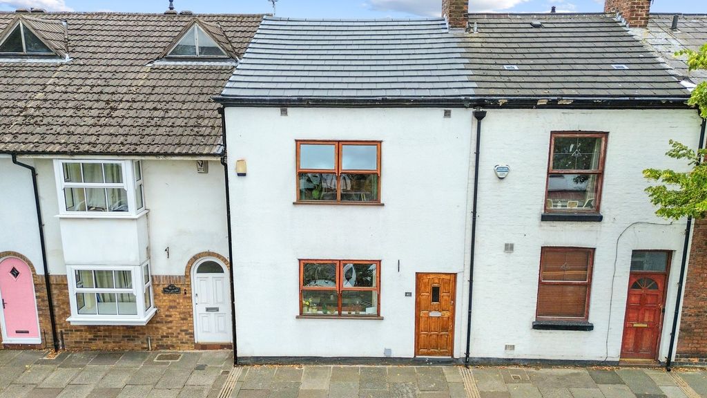 Property photo 1 of 12