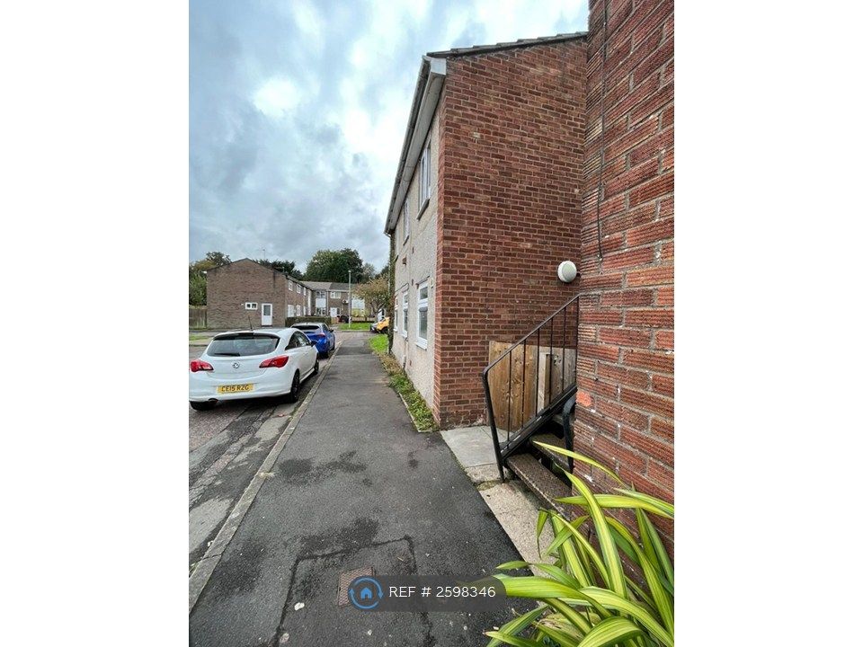 Property photo 1 of 12 Outside
