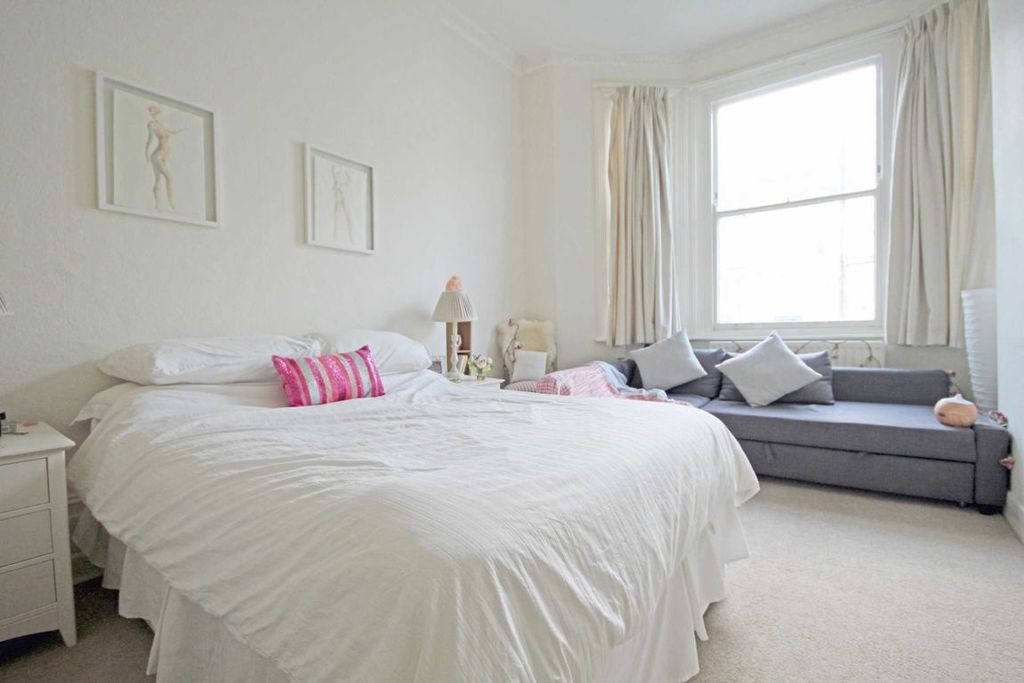 Property photo 3 of 3