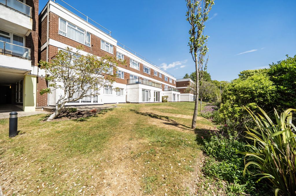 Property photo 1 of 6 1456600-23-6A0321...