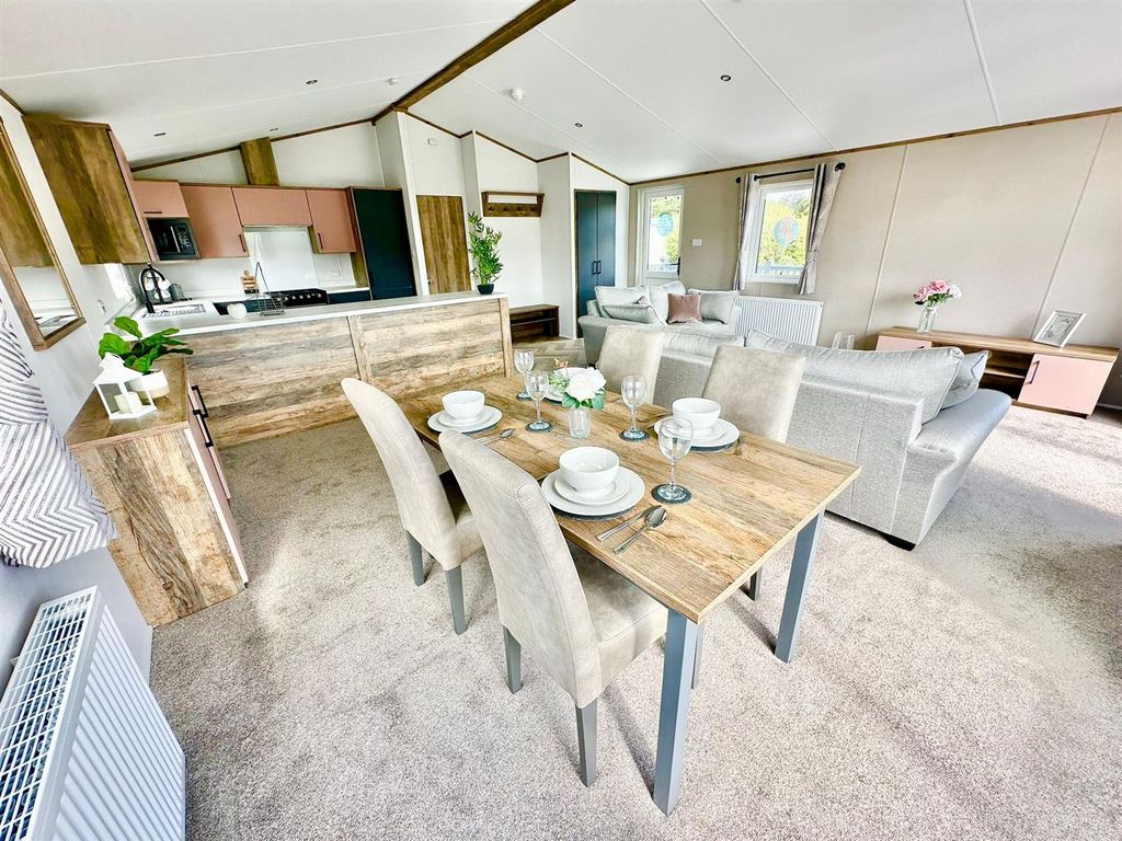 Property photo 3 of 8 Rsy 4.Jpg