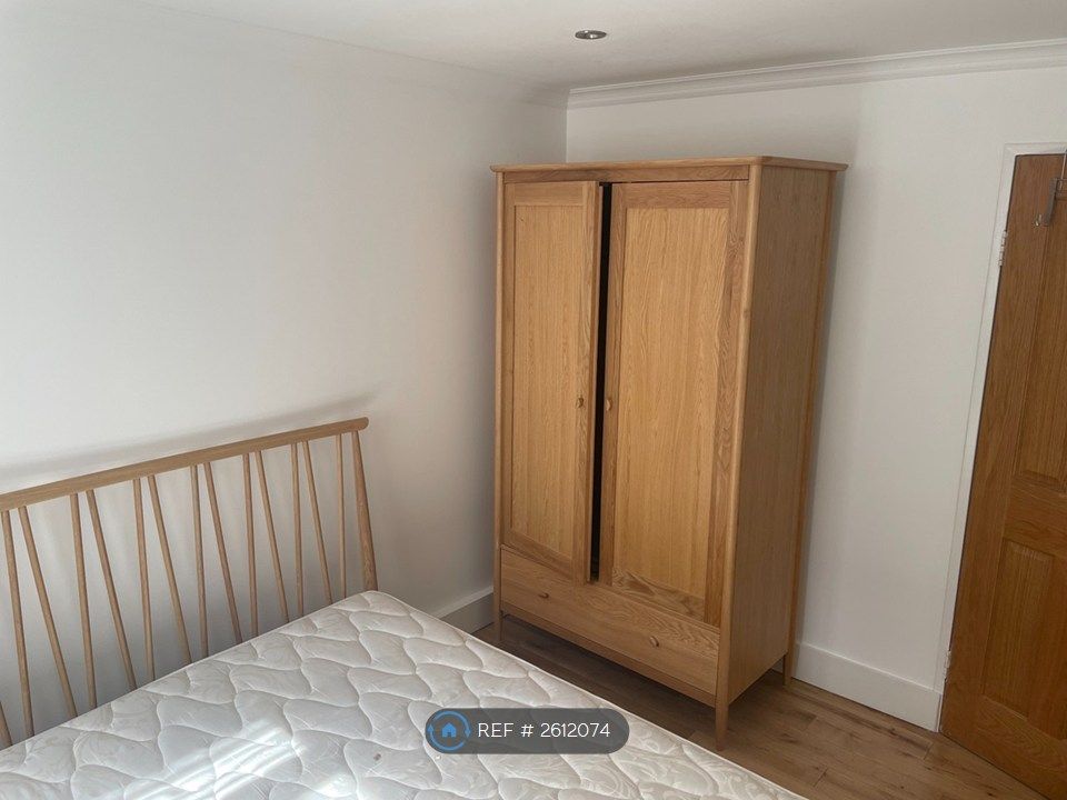 Property photo 3 of 17 Bedroom 2