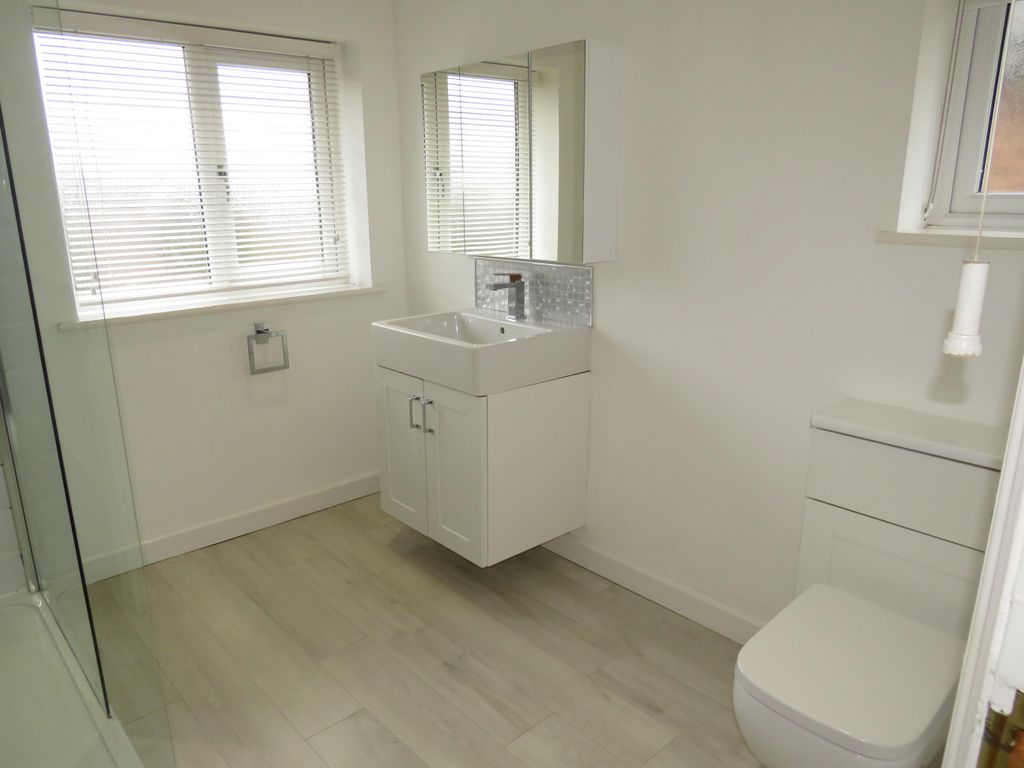 Property photo 3 of 12 Image