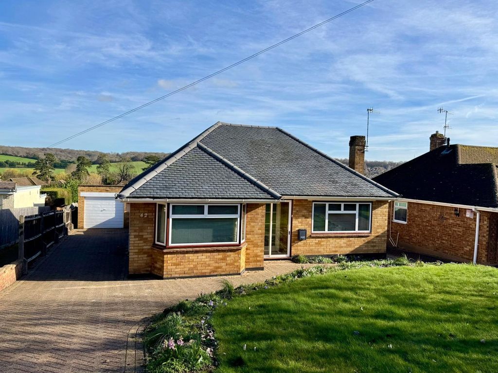 Property photo 1 of 18 Front
