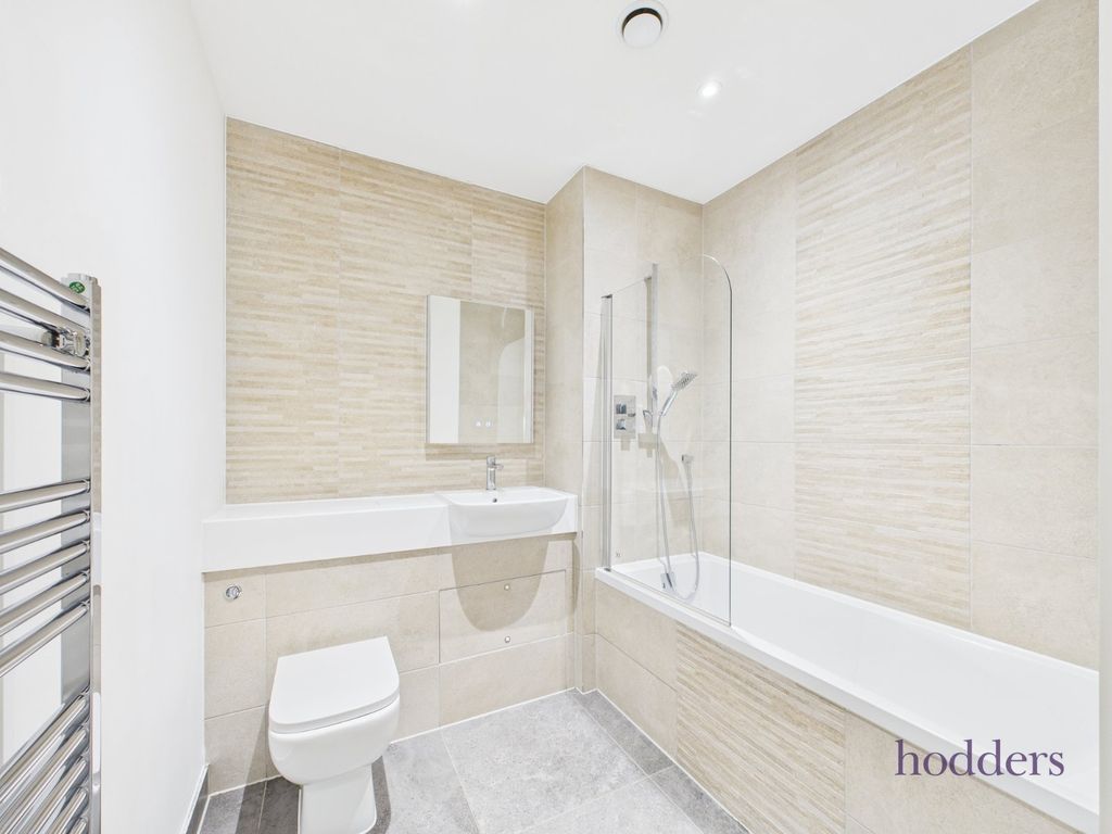 Additional image 4 of 1 bed flat to rentLondon Road, Staines-Upon-Thames, Surrey TW18