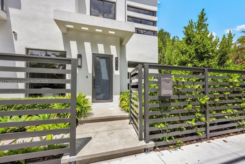 Property photo 3 of 30 <Alttext/>