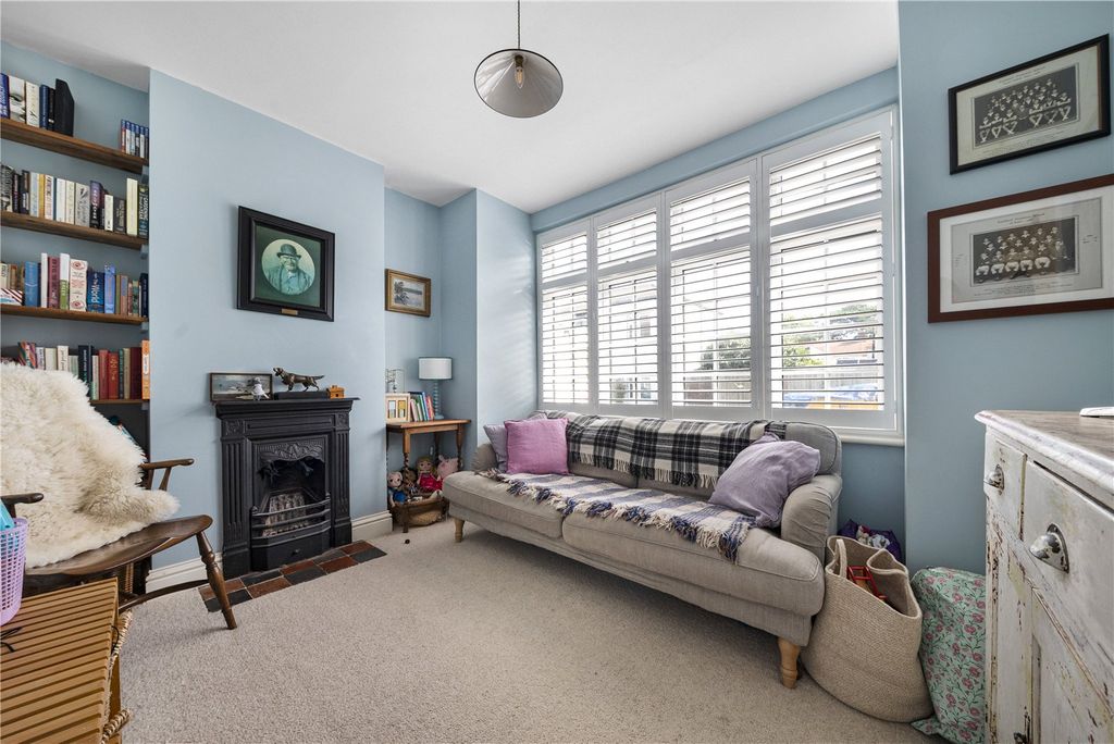 Property photo 2 of 11 Picture No. 08