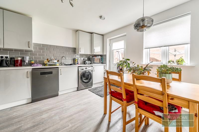 Property photo 2 of 17 Photo 14