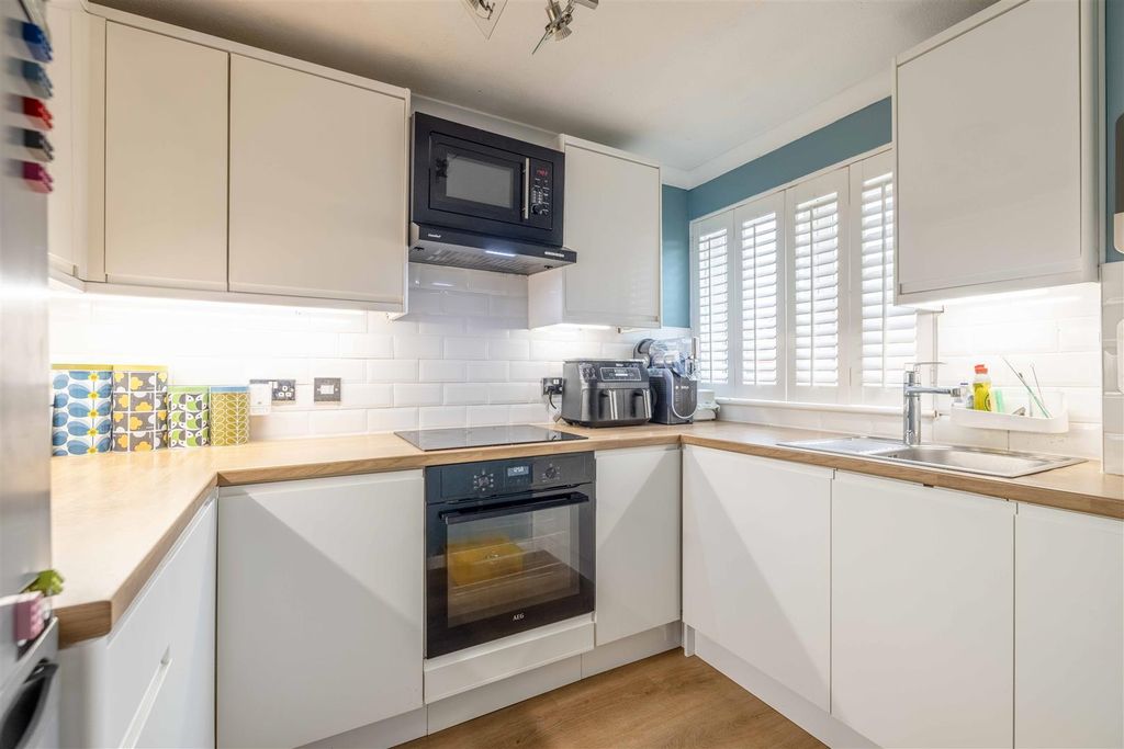 Property photo 2 of 16 73Cb (8 Of 16).Jpg