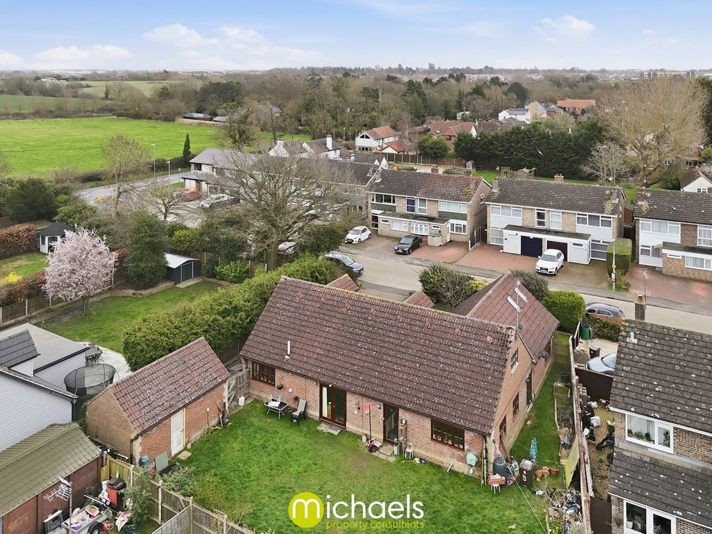 Property photo 2 of 29