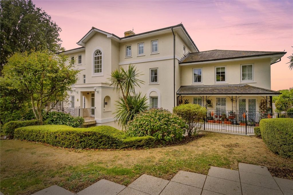 Property photo 2 of 30 Picture No. 40