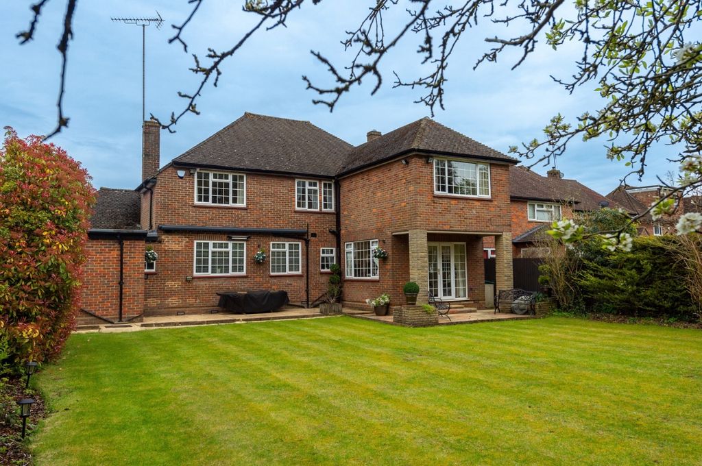 Property photo 1 of 26 3475910