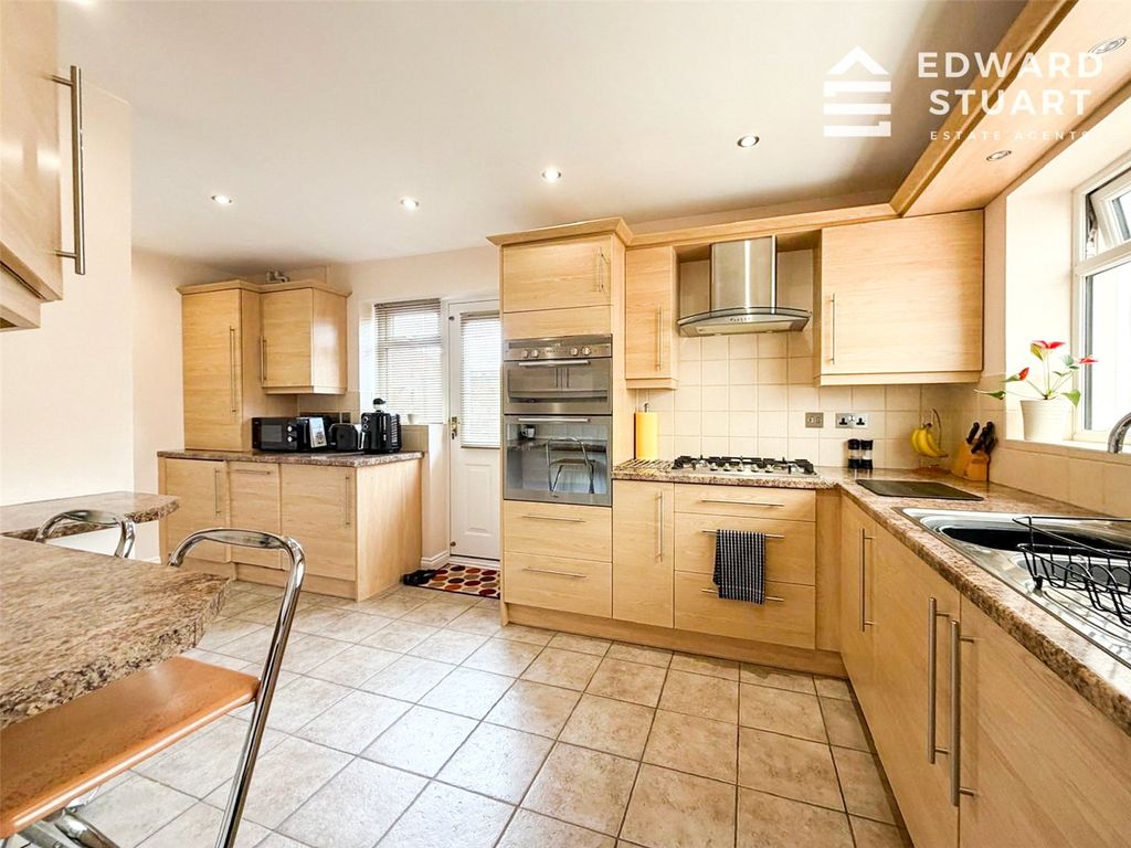 Property photo 2 of 16 Picture No. 16