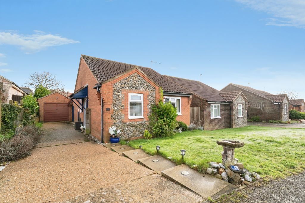 Property photo 1 of 14