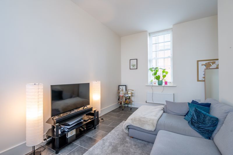 Property photo 3 of 14 Photo 4