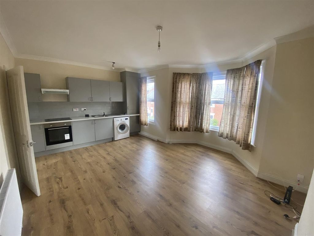 Property photo 1 of 6 Open Plan