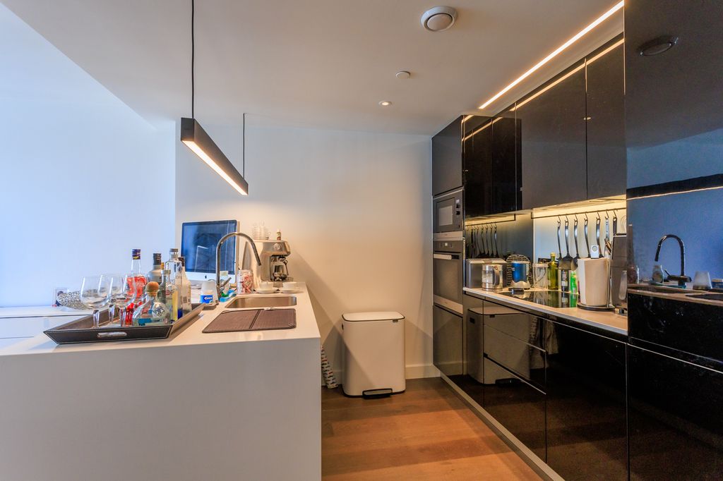 Property photo 2 of 29