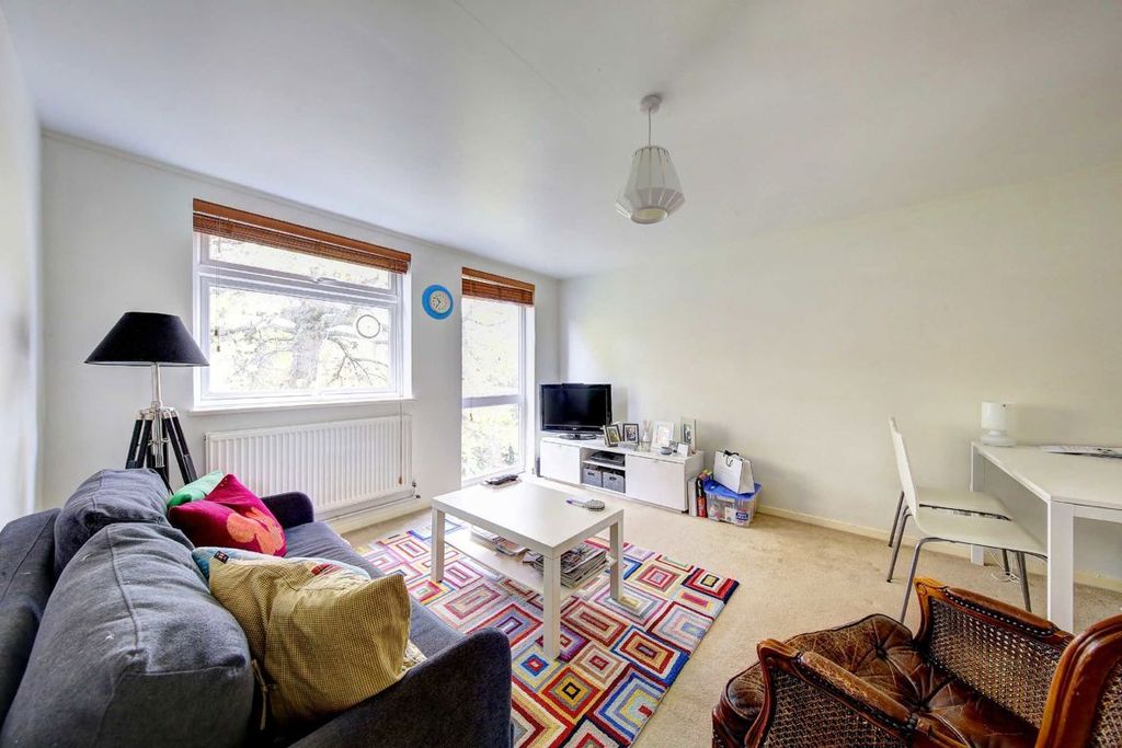 Property photo 2 of 4