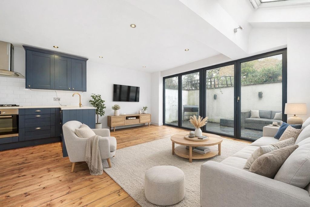 Property photo 1 of 12 Reception 4 Virtual Stage.Jpg