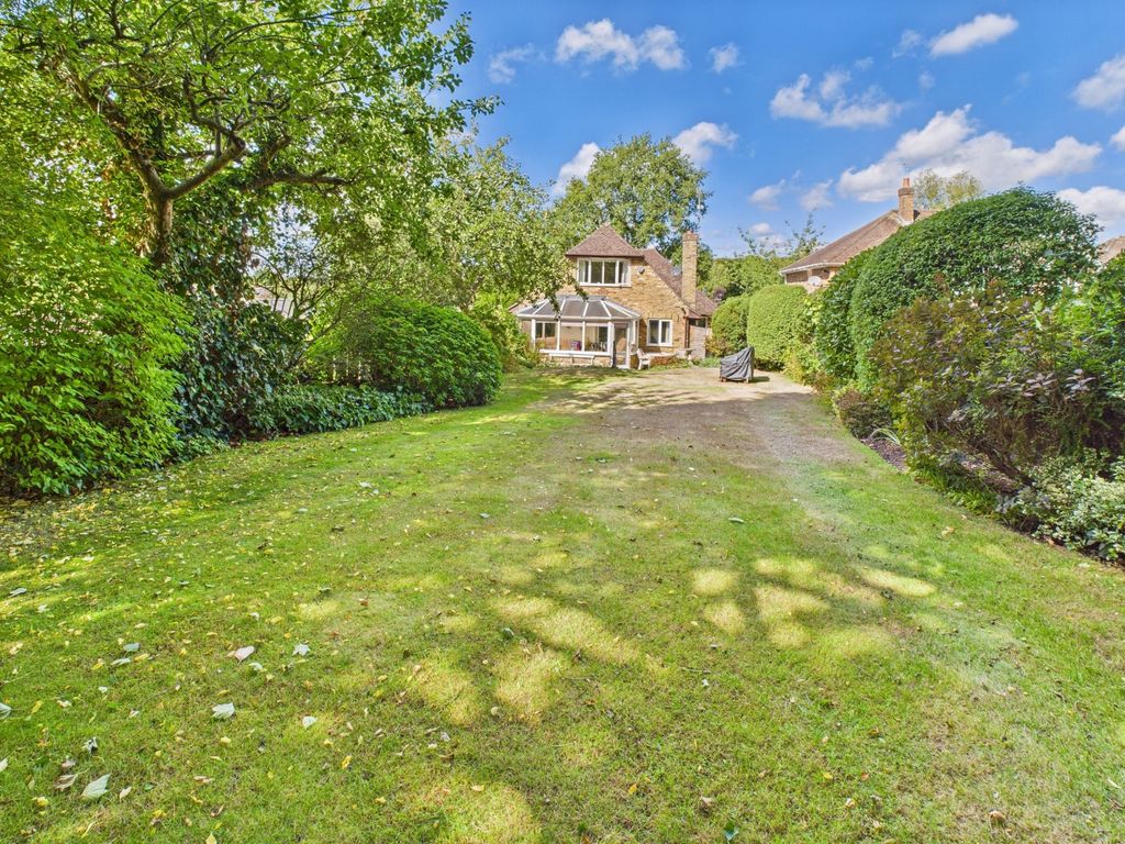 Property photo 3 of 14 Picture No. 12