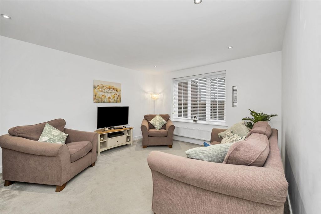 Property photo 2 of 18 Dcp_9113.Jpg