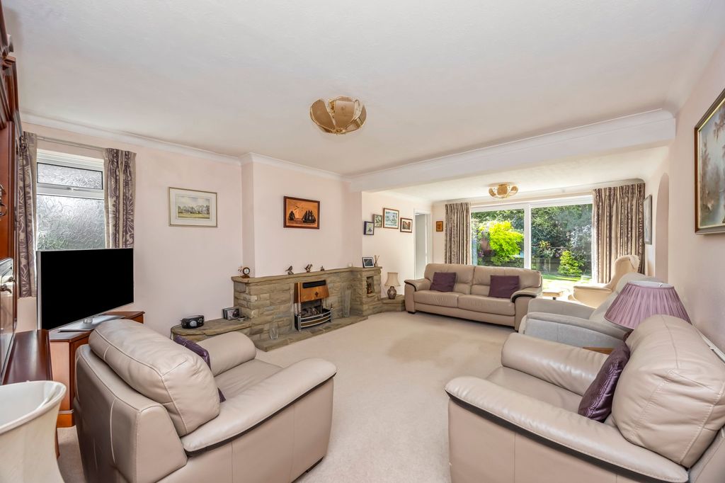 Property photo 2 of 15