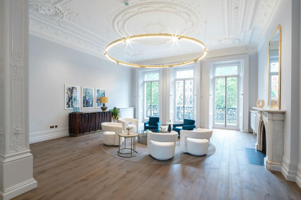 Property photo 1 of 46 40Gg_298.Jpg